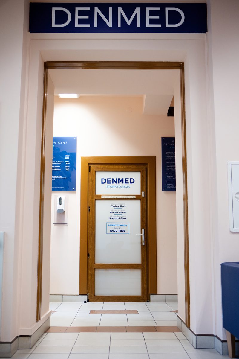 Wejście do gabinetu DenMed